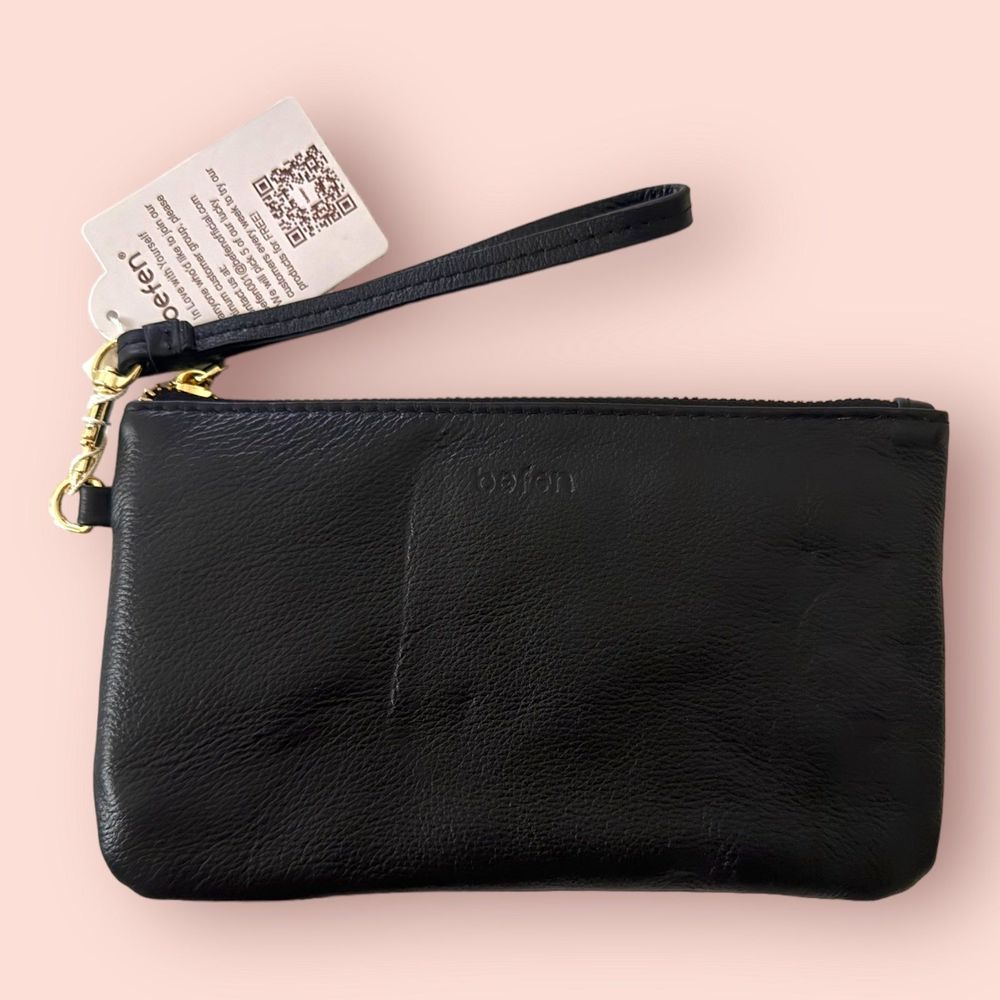 Befen Black Pebbled Leather Wristlet / Wallet - Picture 2 of 5